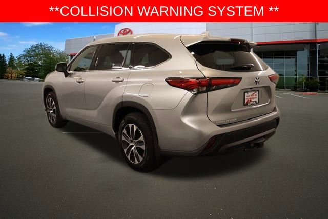 2022 Toyota Highlander Hybrid XLE photo 3