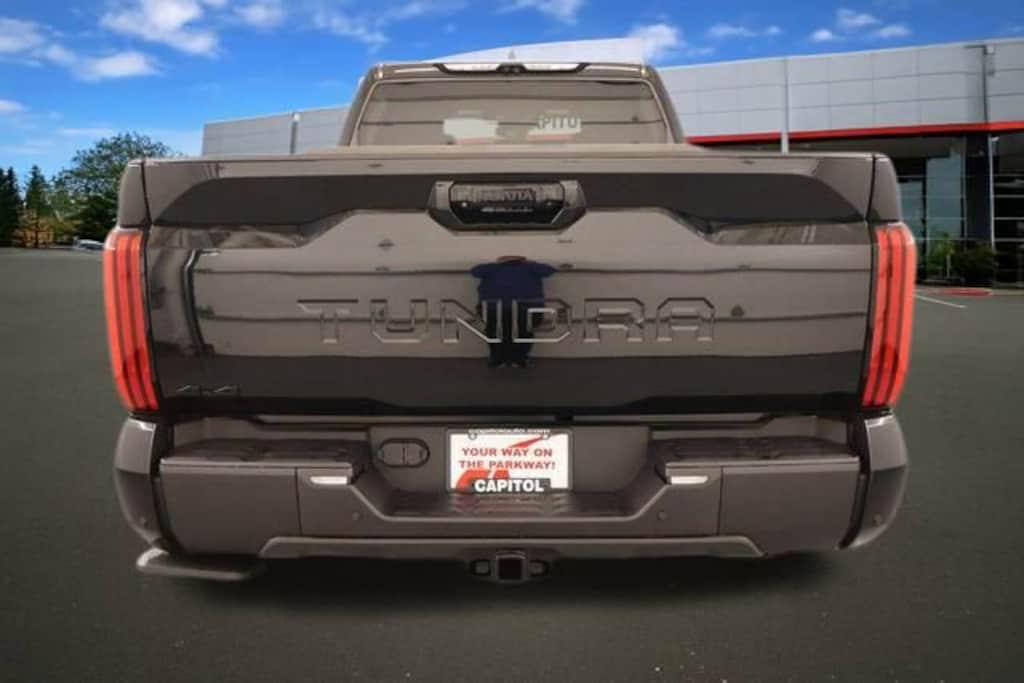 New 2026 Toyota Tundra Limited LIMITED CREWMAX 6.5