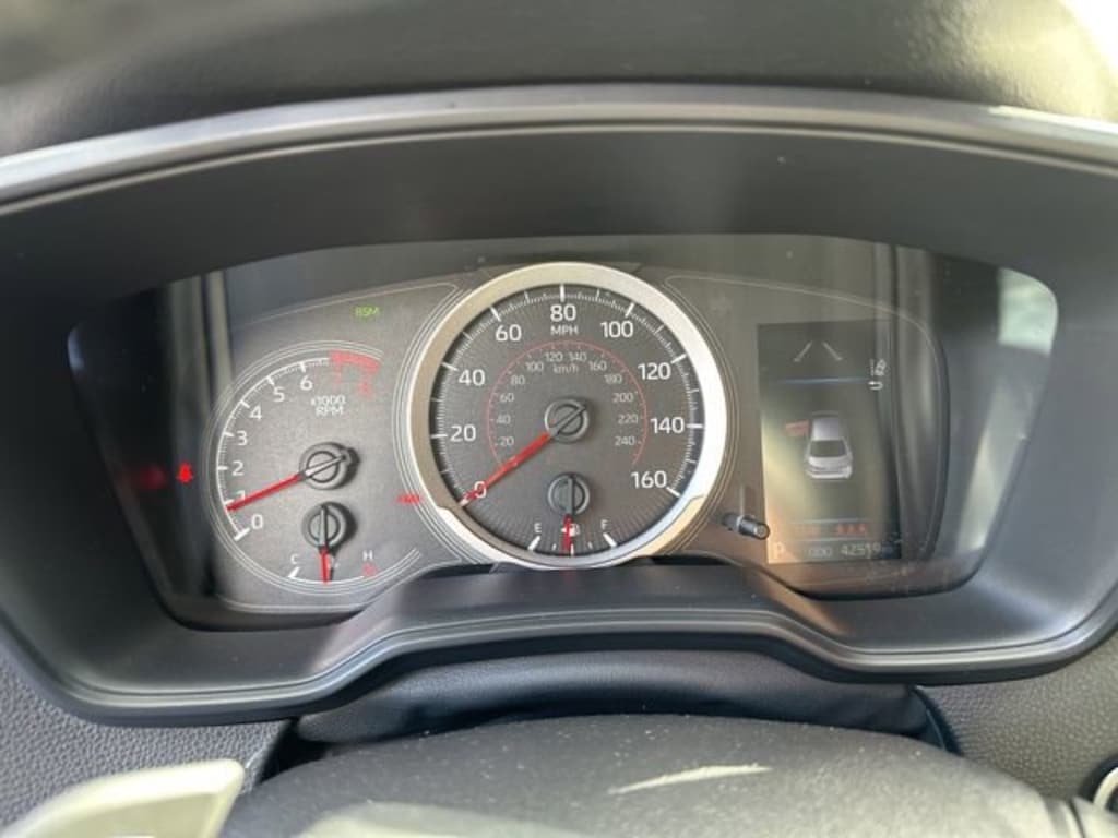 Used 2022 Toyota Corolla SE Sedan