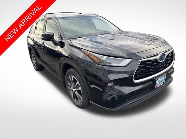 2023 Toyota Highlander XLE's photo