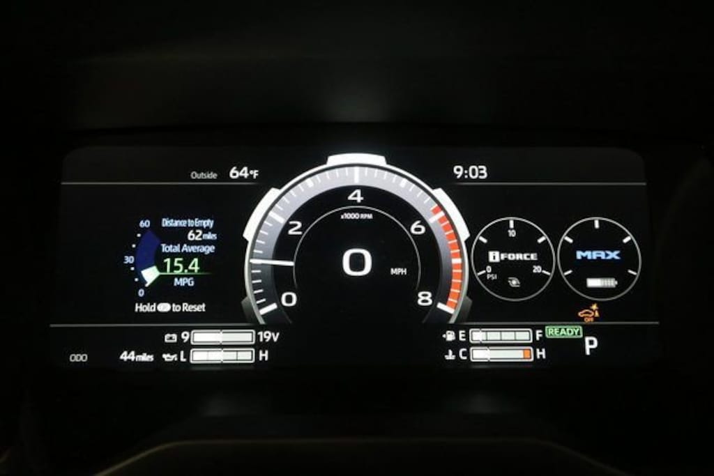 New 2025 Toyota Tundra i-FORCE MAX Platinum PLATINUM CREWMAX 5.5