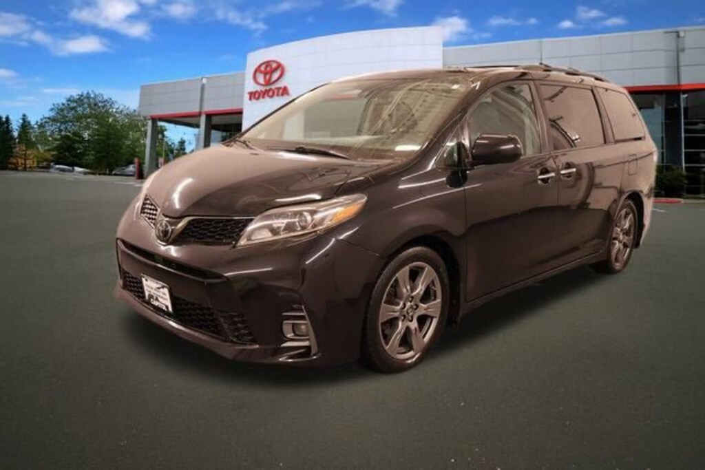 Used 2019 Toyota Sienna SE Van