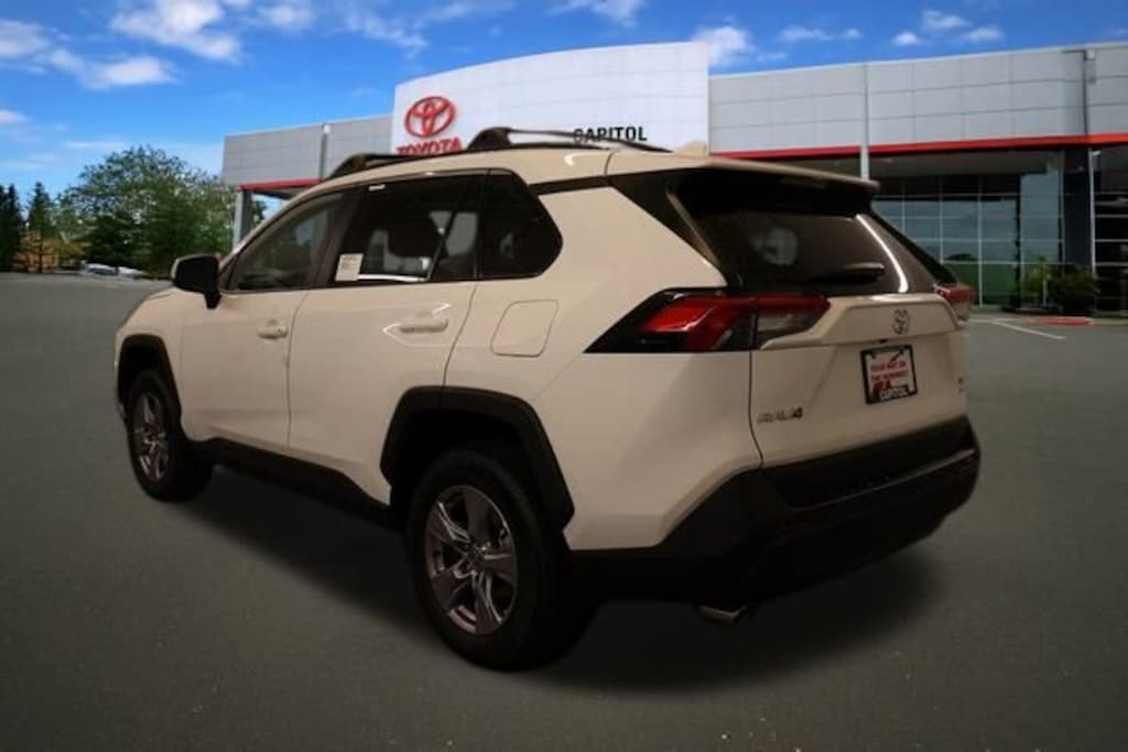 New 2025 Toyota RAV4 XLE XLE AWD SUV