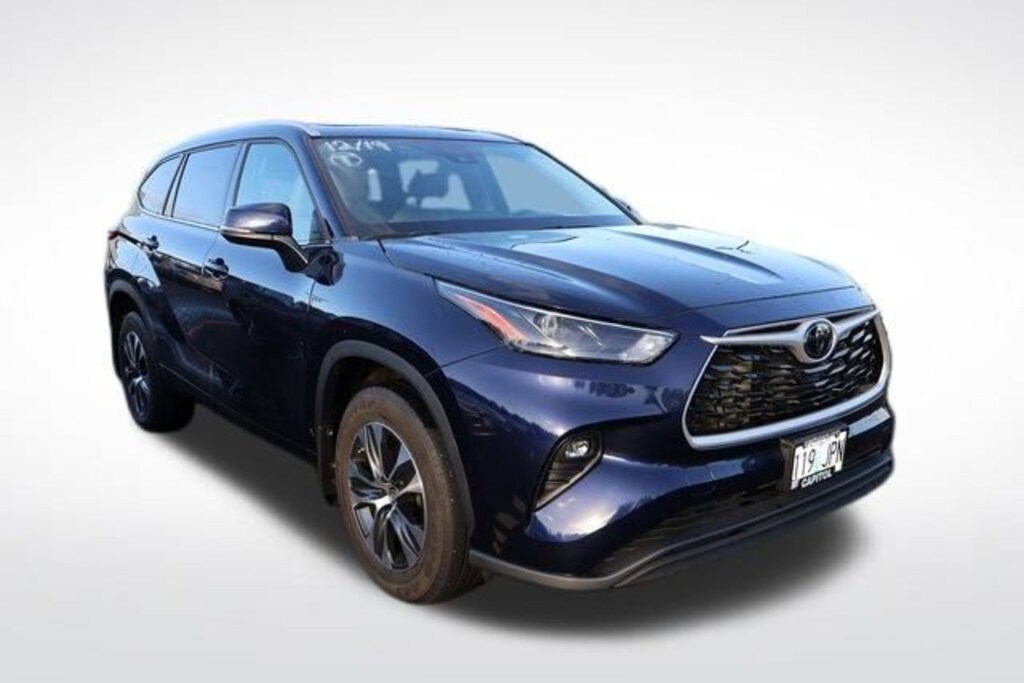 Used 2022 Toyota Highlander XLE SUV