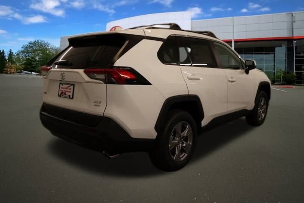 New 2025 Toyota RAV4 XLE XLE AWD SUV