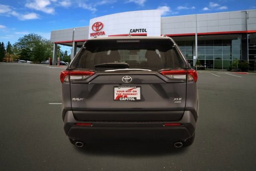 New 2025 Toyota RAV4 XLE XLE AWD SUV