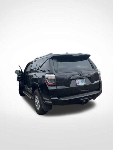 2023 Toyota 4Runner SR5 photo 3