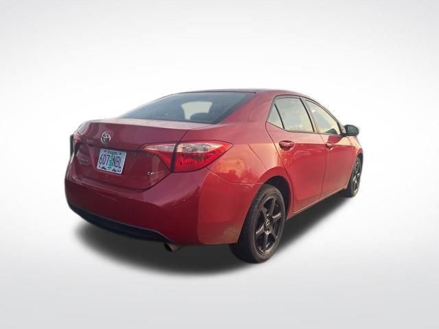 2017 Toyota Corolla L photo 2