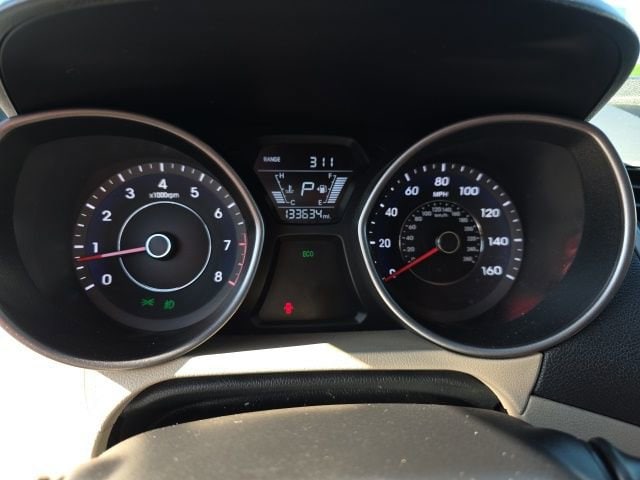Used 2014 Hyundai Elantra SE with VIN 5NPDH4AE8EH531596 for sale in Salem, OR