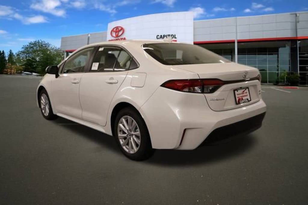 New 2026 Toyota Corolla Hybrid XLE XLE SEDAN
