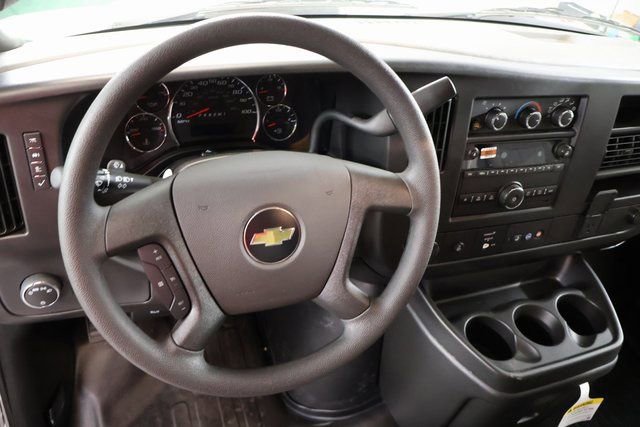 2025 Chevrolet Express Cargo Work Van - Photo 32