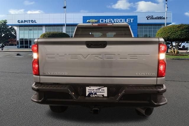 2026 Chevrolet Silverado 2500 HD Custom - Photo 4