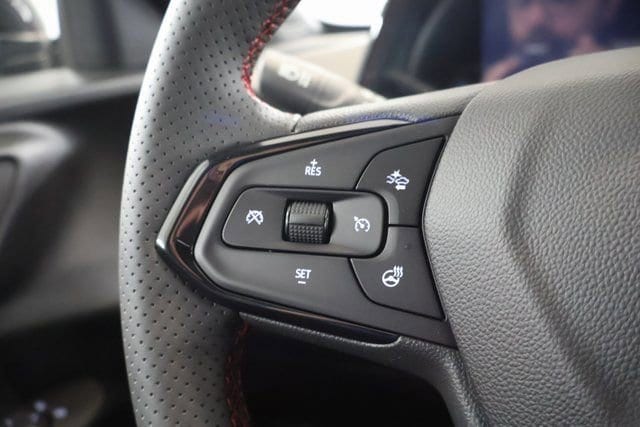 2026 Chevrolet Trax RS - Photo 16