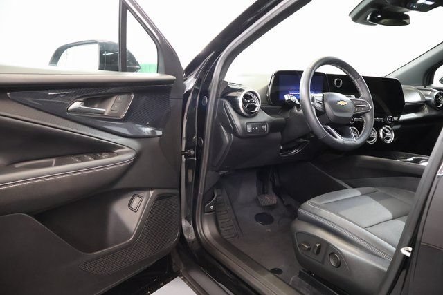 2025 Chevrolet Blazer EV LT - Photo 9