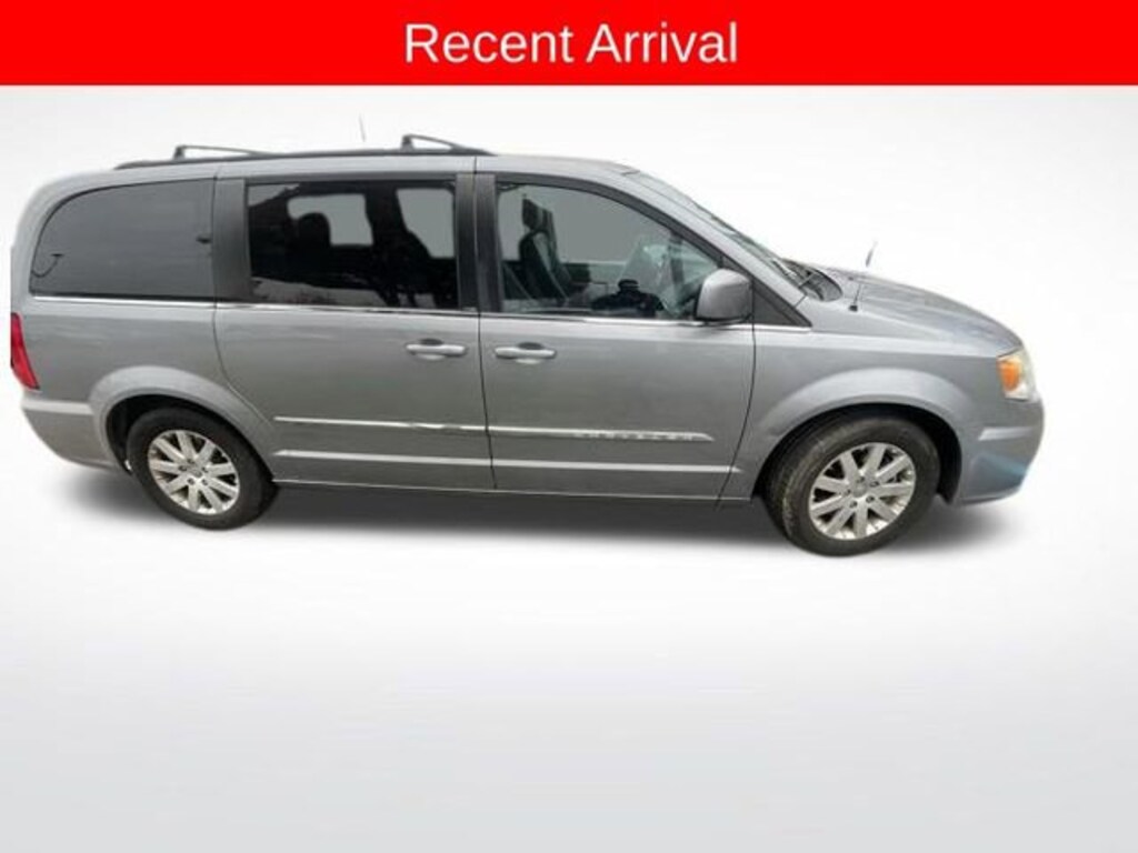 Used 2014 Chrysler Town & Country Touring