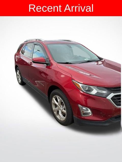 2018 Chevrolet Equinox LT photo 2