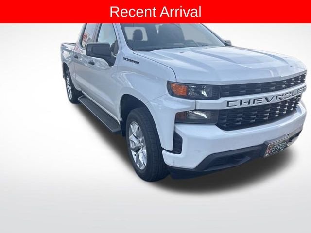 2022 Chevrolet Silverado 1500 Custom photo 2