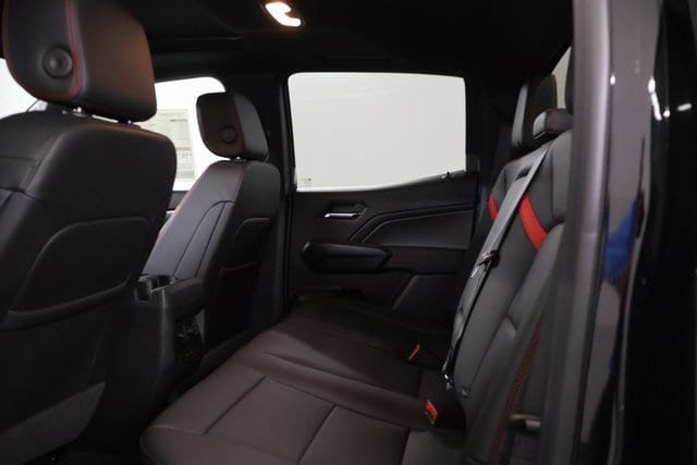 2026 Chevrolet Colorado Z71 - Photo 29