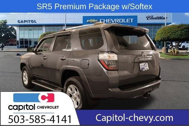 2020 Toyota 4Runner SR5 Premium photo 3