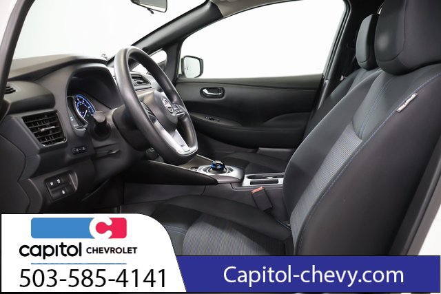 2025 Nissan Leaf S - Photo 12