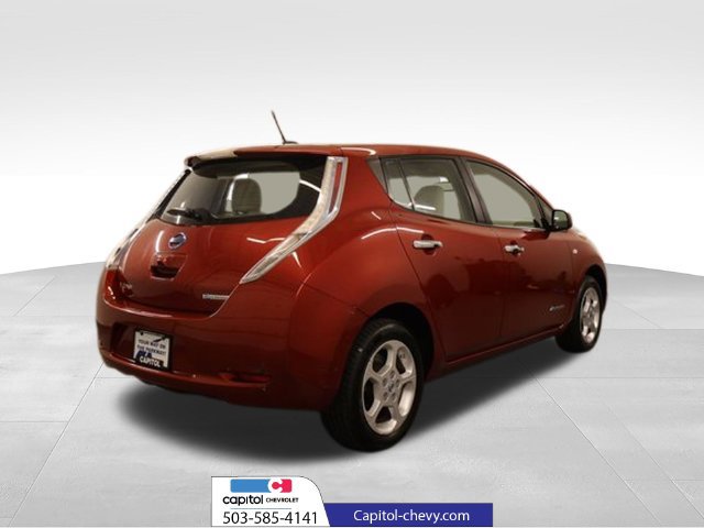 Used 2011 Nissan LEAF SL with VIN JN1AZ0CP0BT004458 for sale in Salem, OR
