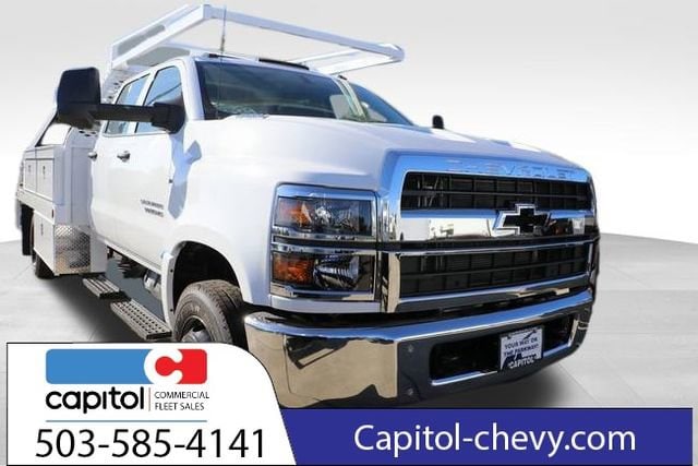 2024 Chevrolet Silverado 4500 Medium Duty Chassis Cab Work Truck's photo