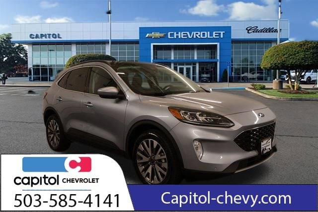 2022 Ford Escape Titanium AWD's photo