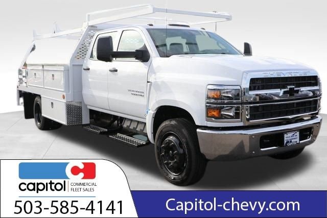 2024 Chevrolet Silverado 4500 Medium Duty Chassis Cab Work Truck's photo