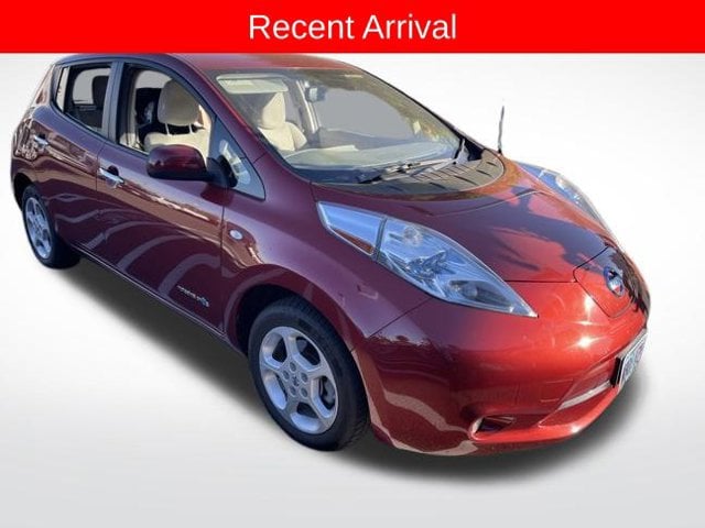 Used 2011 Nissan LEAF SL with VIN JN1AZ0CP0BT004458 for sale in Salem, OR