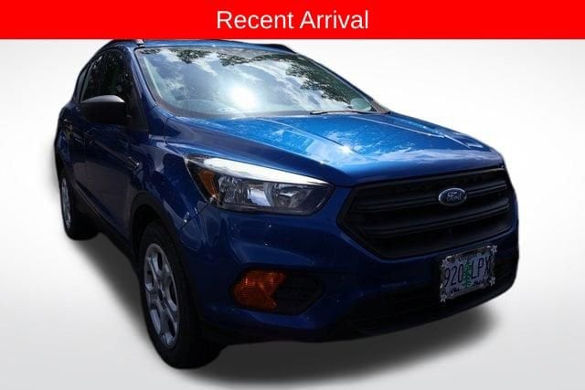 2019 Ford Escape S's photo