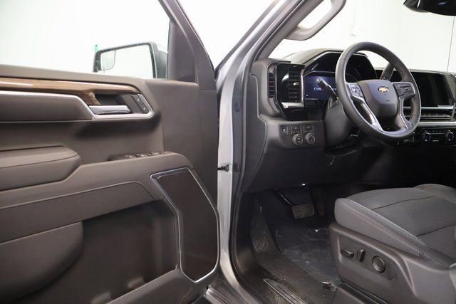 2026 Chevrolet Silverado 1500 LT - Photo 8