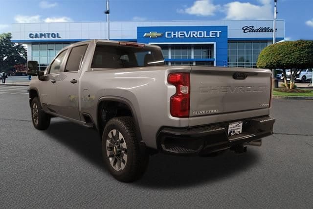 2026 Chevrolet Silverado 2500 HD Custom - Photo 5