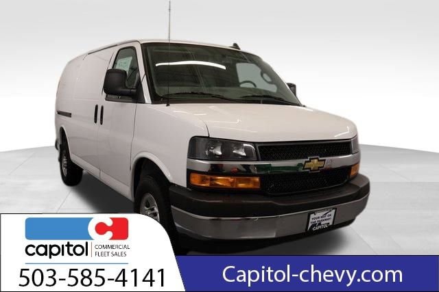 2025 Chevrolet Express 2500 Work Van HD's photo