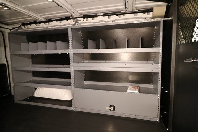 2025 Chevrolet Express Cargo Work Van - Photo 26