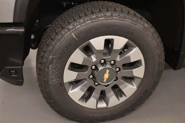 2026 Chevrolet Silverado 2500 HD Custom - Photo 8