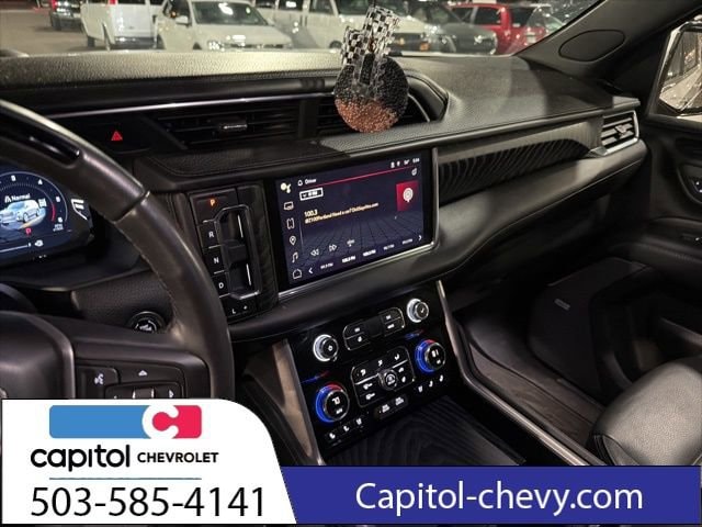 Image of 2024 GMC Yukon XL Denali SUV