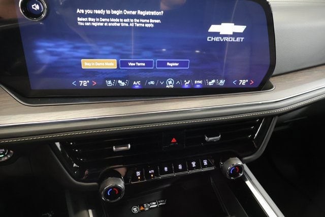 2026 Chevrolet Suburban Premier - Photo 19