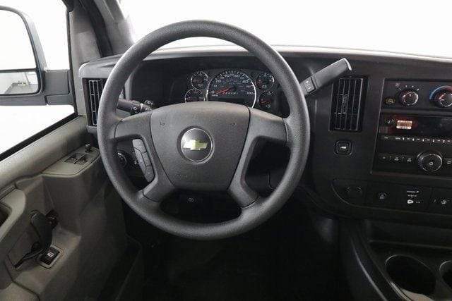 2025 Chevrolet Express Cargo Work Van - Photo 17