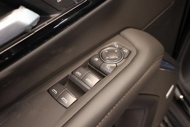 2026 Chevrolet Suburban High Country - Photo 11