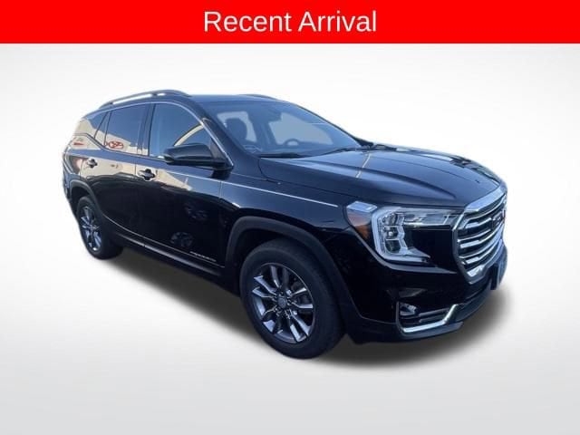 2023 GMC Terrain SLT's photo