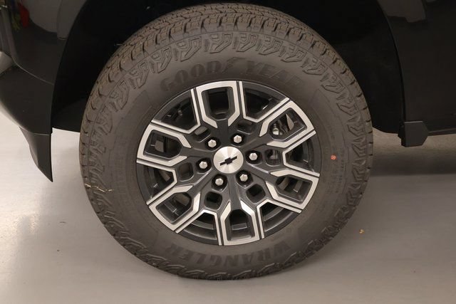 2026 Chevrolet Colorado Z71 - Photo 8