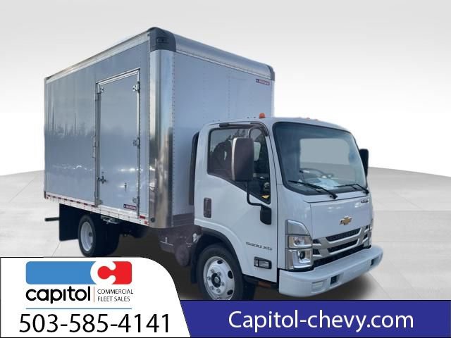 2025 Chevrolet Low Cab Forward 5500 XG Truck's photo