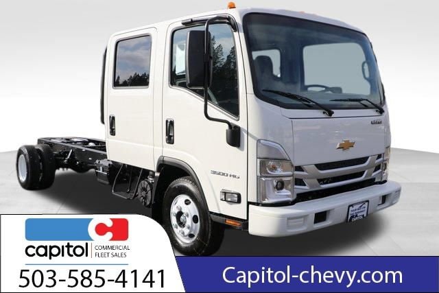 2025 Chevrolet Low Cab Forward Base's photo