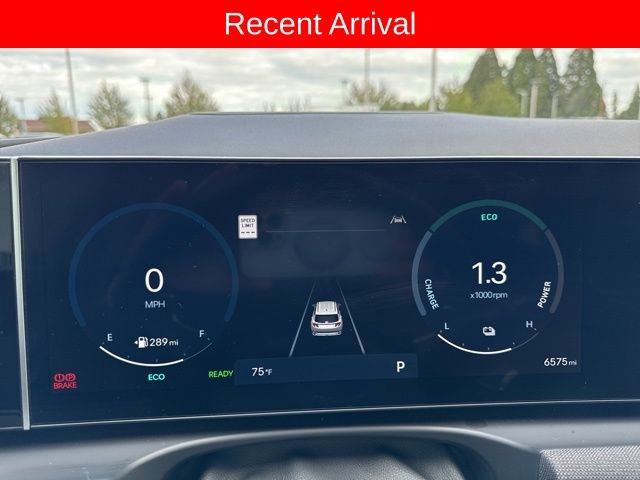 2025 Hyundai Tucson Hybrid Limited photo 3