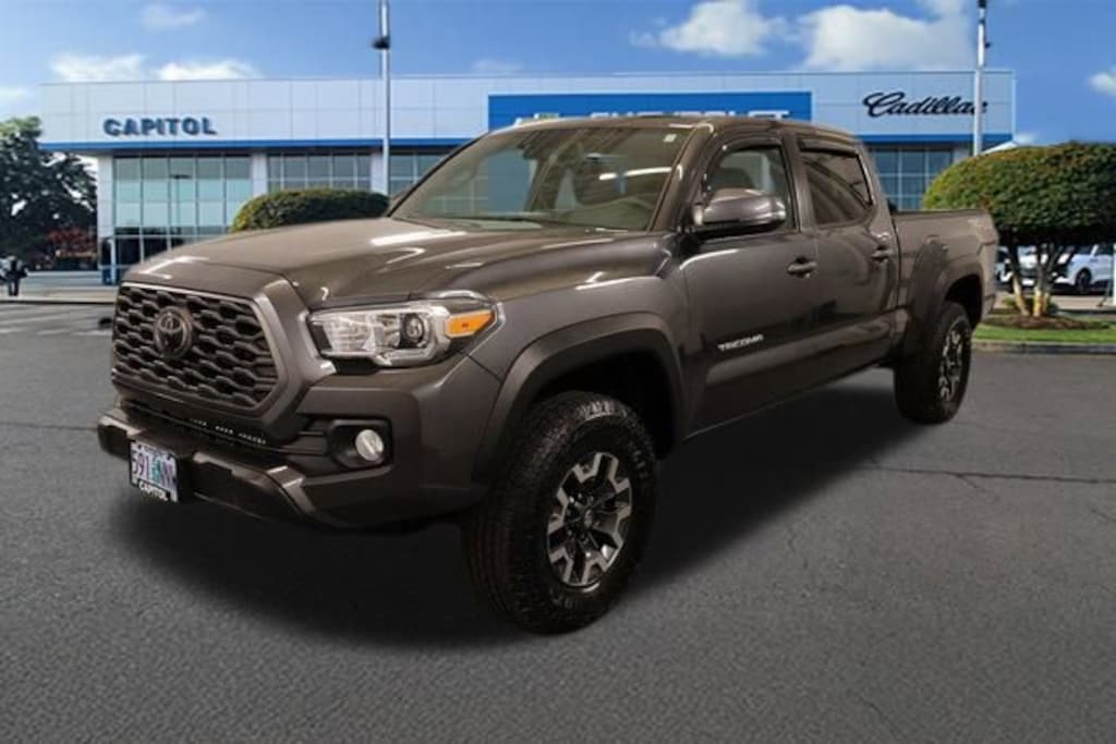 Used 2022 Toyota Tacoma 4WD SR5