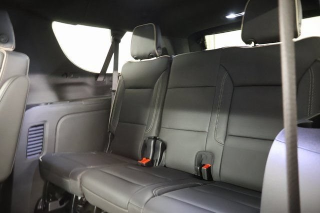 2026 Chevrolet Suburban Premier - Photo 29
