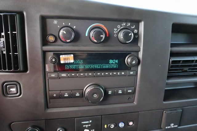 2025 Chevrolet Express Cargo Work Van - Photo 22