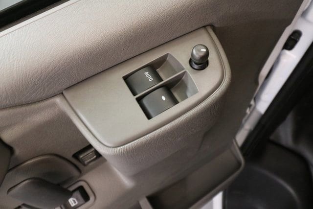 2025 Chevrolet Express Cargo Work Van - Photo 9