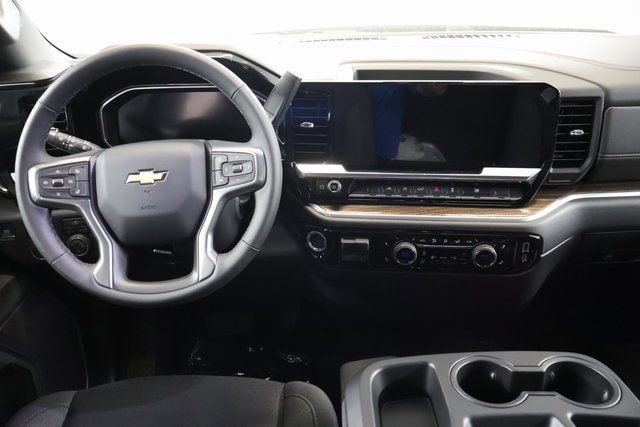 2026 Chevrolet Silverado 1500 LT - Photo 13