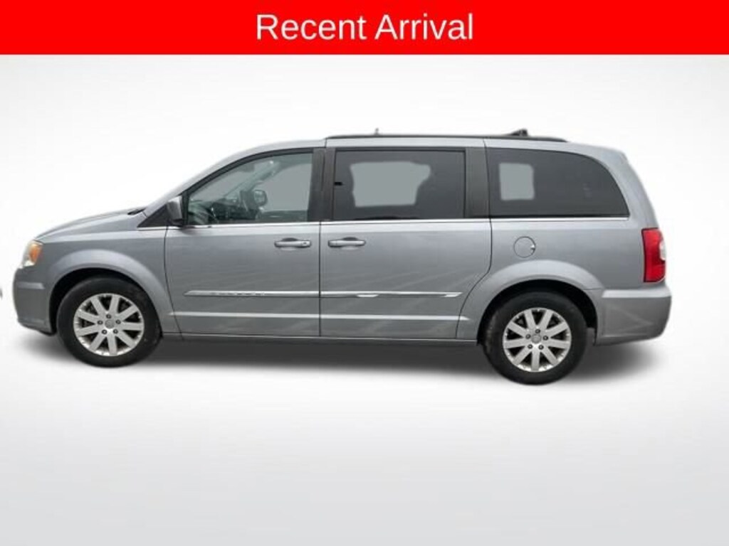 Used 2014 Chrysler Town & Country Touring